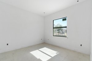  Photo 35