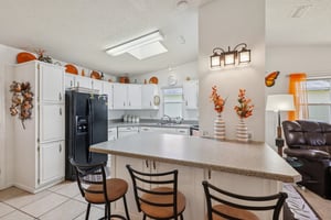 Heathrow Ave-S2901-012.jpg