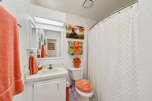 Heathrow Ave-S2901-018.jpg