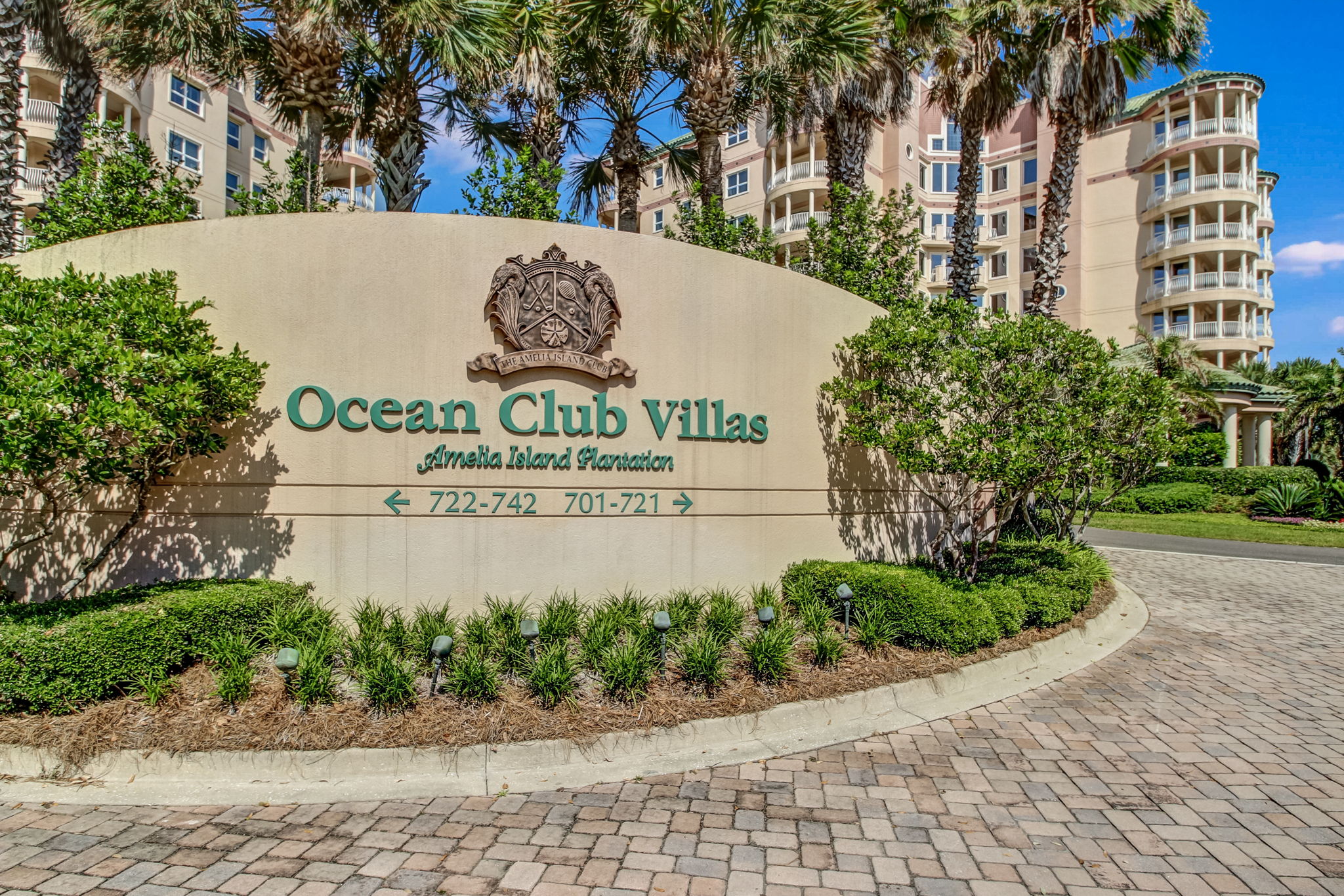 Welcome to 721 Ocean Club Drive