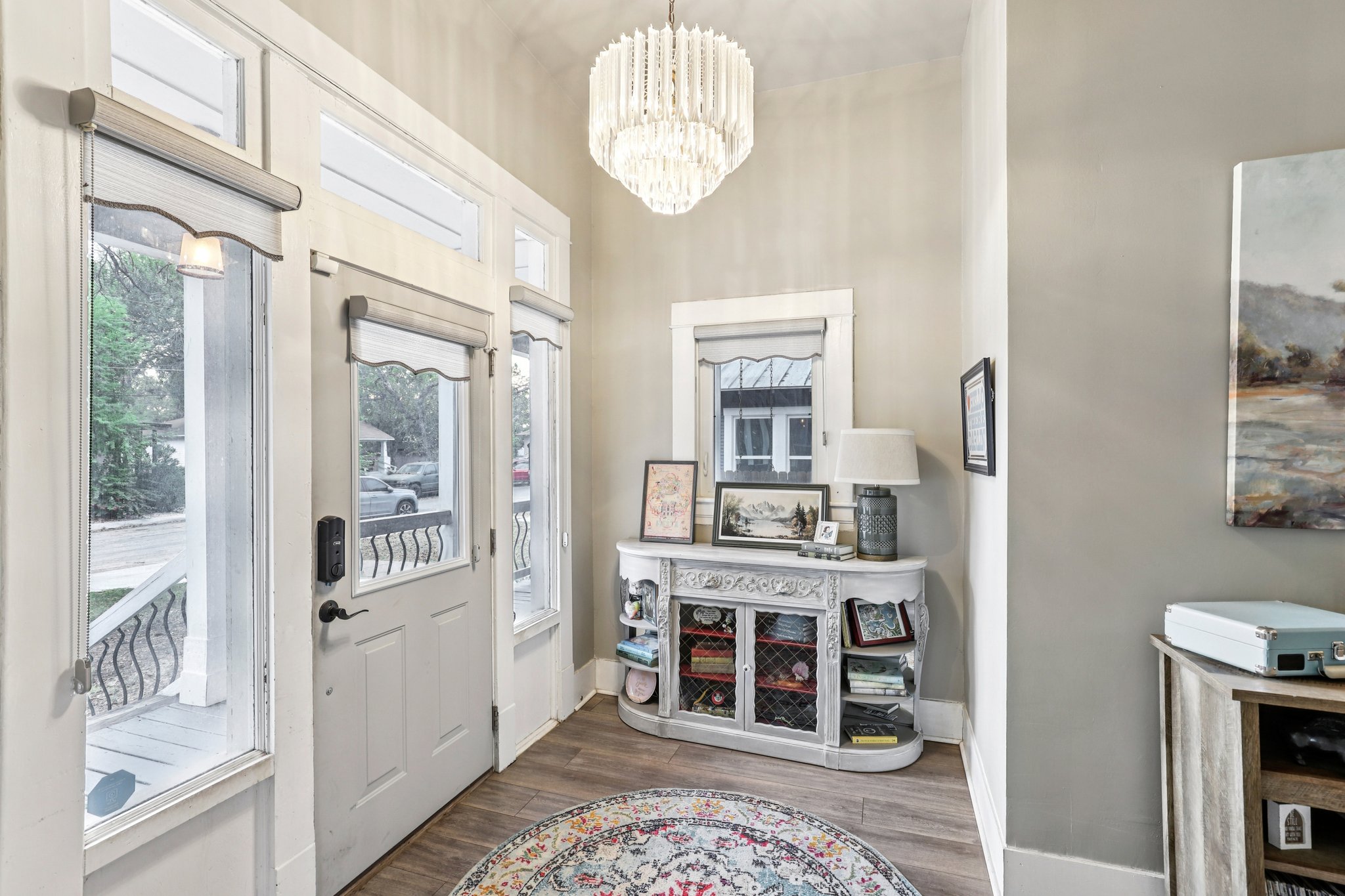 St James St-S2410-012.jpg