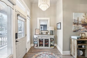 St James St-S2410-014.jpg