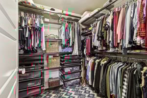 St James St-S2410-043.jpg