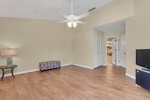 7210 Della Dr, Orlando, FL 32819, USA Photo 15