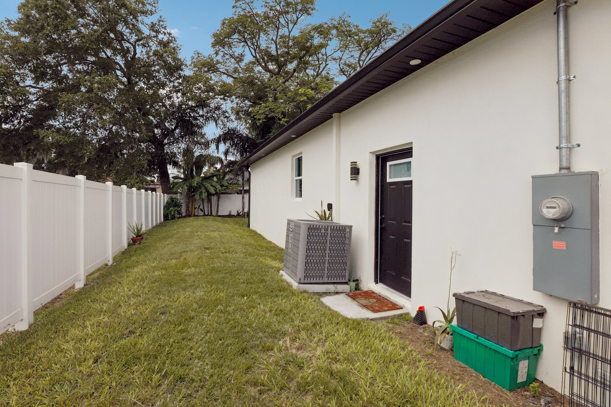 N Amos Ave-S1309-036.jpg