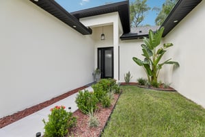 N Amos Ave-S1309-004.jpg