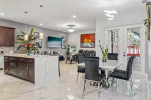 N Amos Ave-S1309-008.jpg