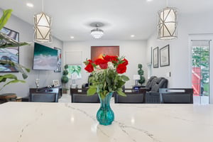 N Amos Ave-S1309-010.jpg