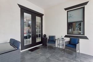 N Amos Ave-S1309-028.jpg