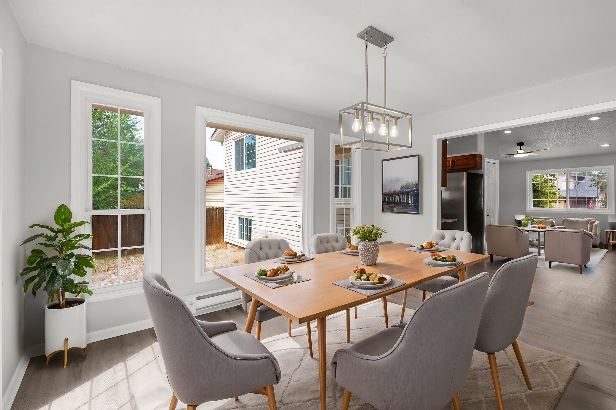7212 River Bend-3674 virtually staged.jpeg