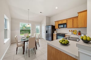 007_7214 Chasegrove Ln HDR - 59 virtually staged.jpeg