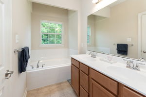  7214 Dorchester Woods Ln, Hanover, MD 21076, US Photo 28