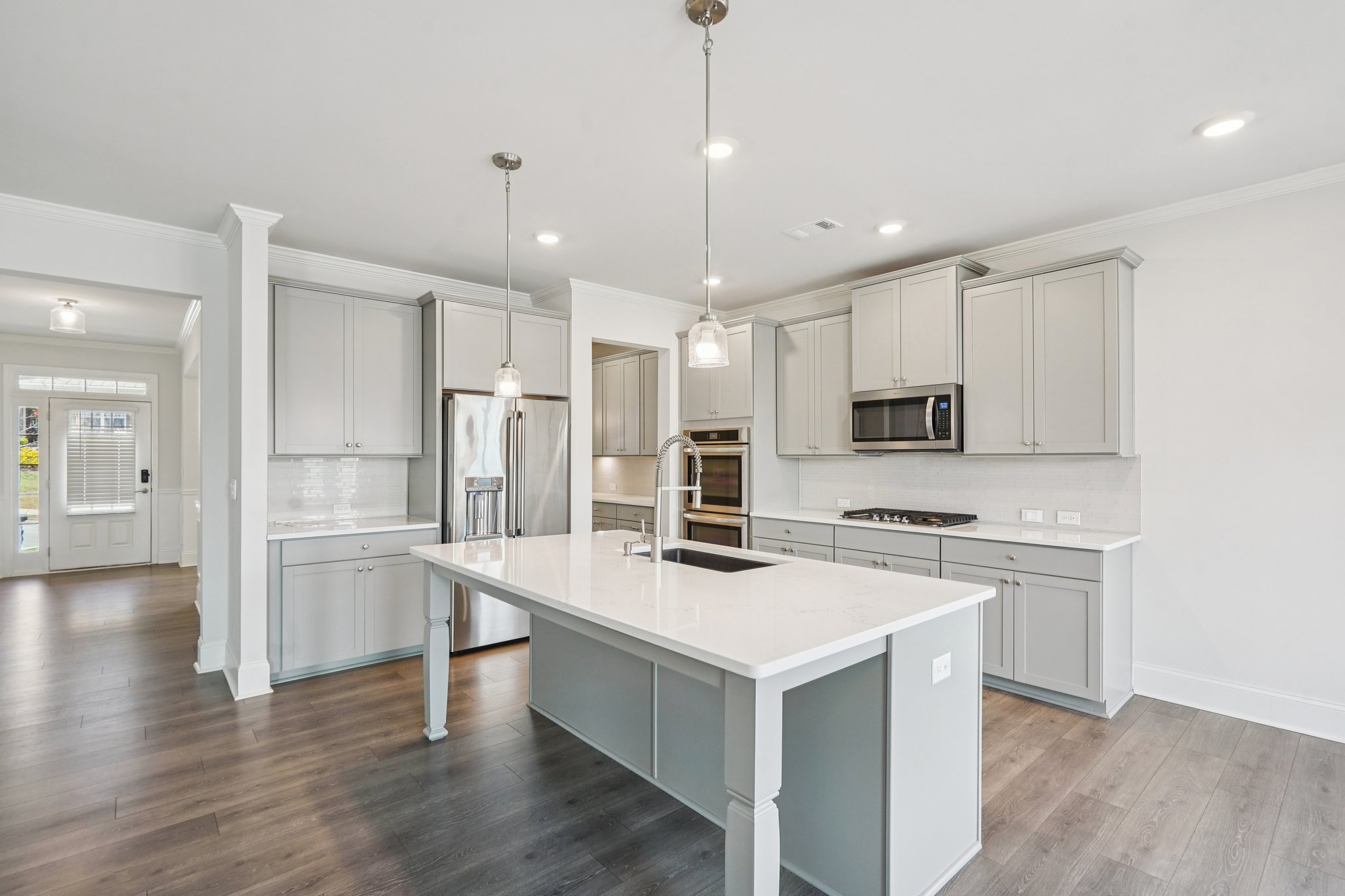 Whitewater Dr-S2803-013.jpg