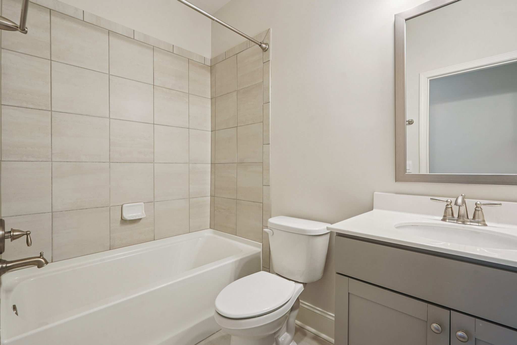 Whitewater Dr-S2803-019.jpg