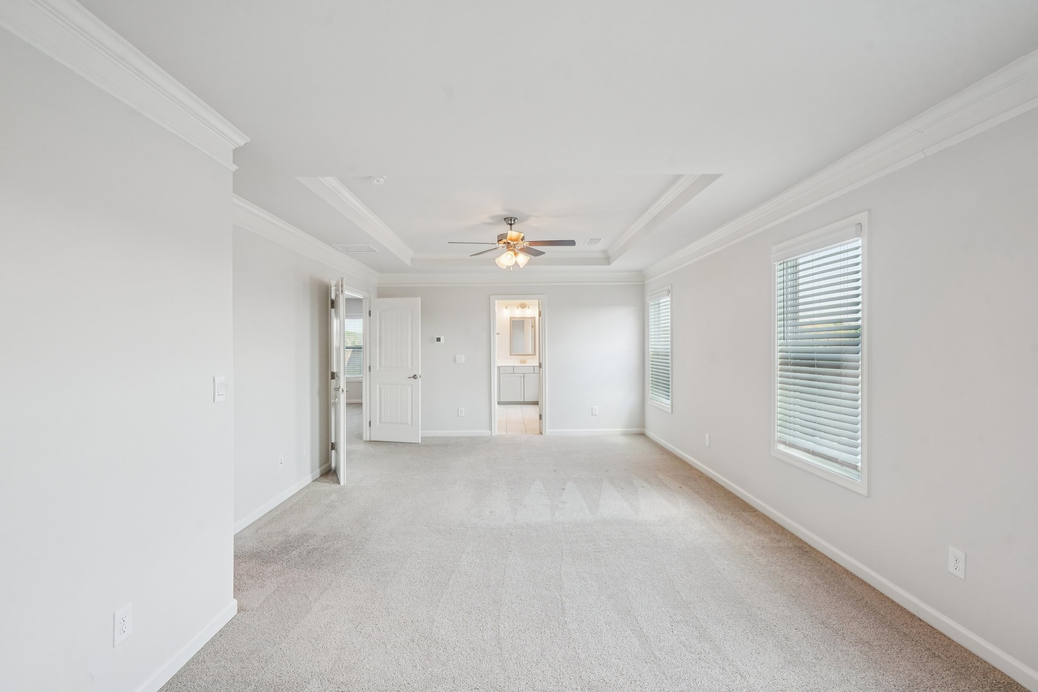 Whitewater Dr-S2803-023.jpg