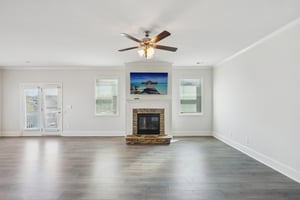 Whitewater Dr-S2803-009.jpg