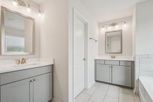 Whitewater Dr-S2803-025.jpg