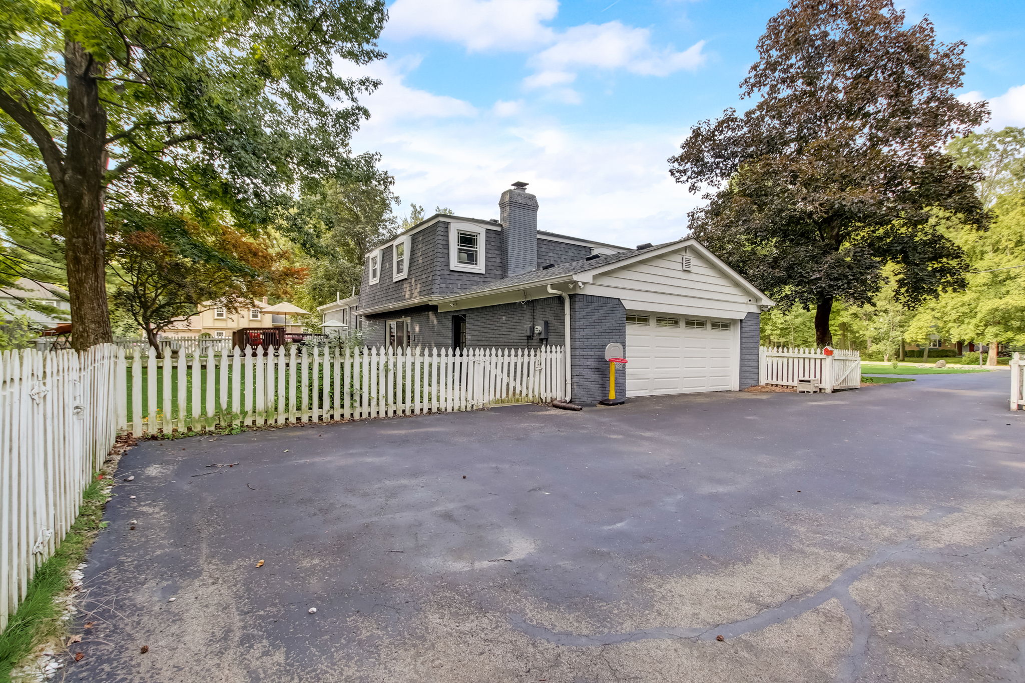 Dean Rd-041