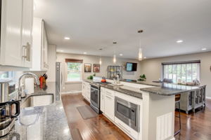  Dean Rd-011