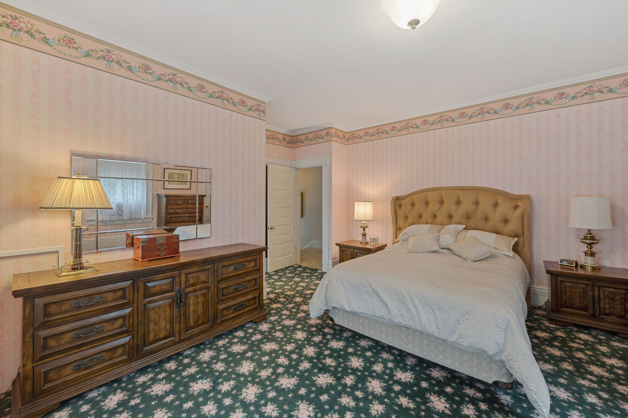 16_Interior