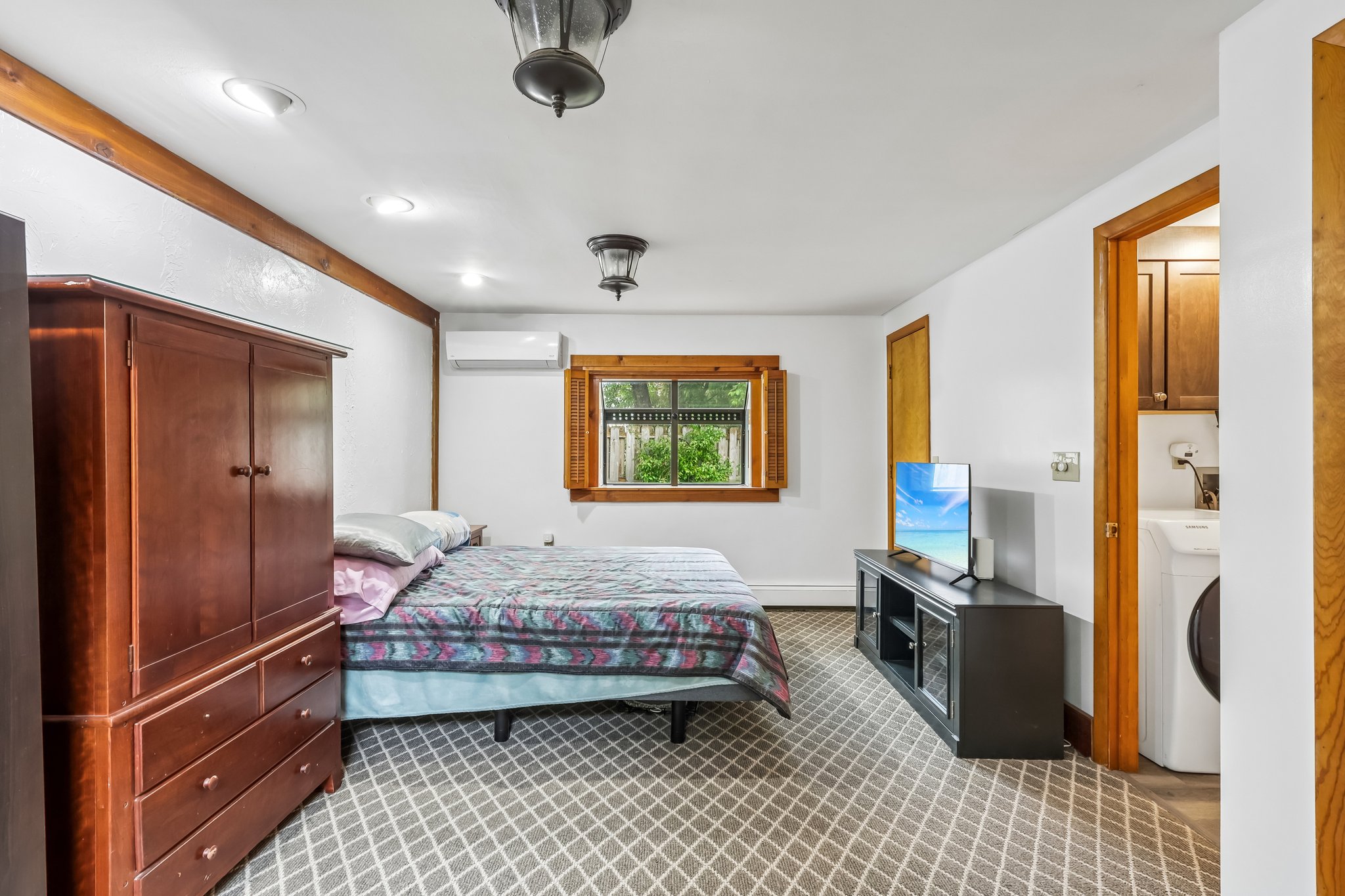 Chestnut Blvd-S3004-019.jpg
