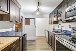 Chestnut Blvd-S3004-012.jpg