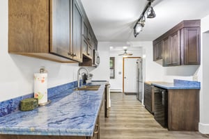 Chestnut Blvd-S3004-014.jpg