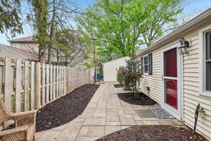 Chestnut Blvd-S3004-030.jpg