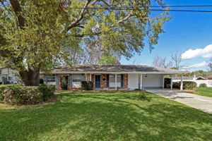 Welcome to 722 Montego Road East