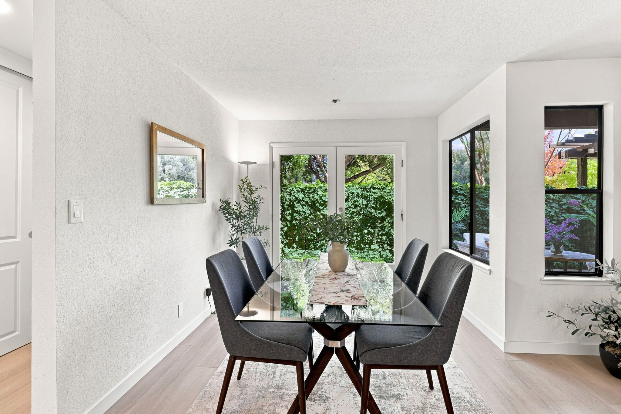 022_F8_722 Ramona St