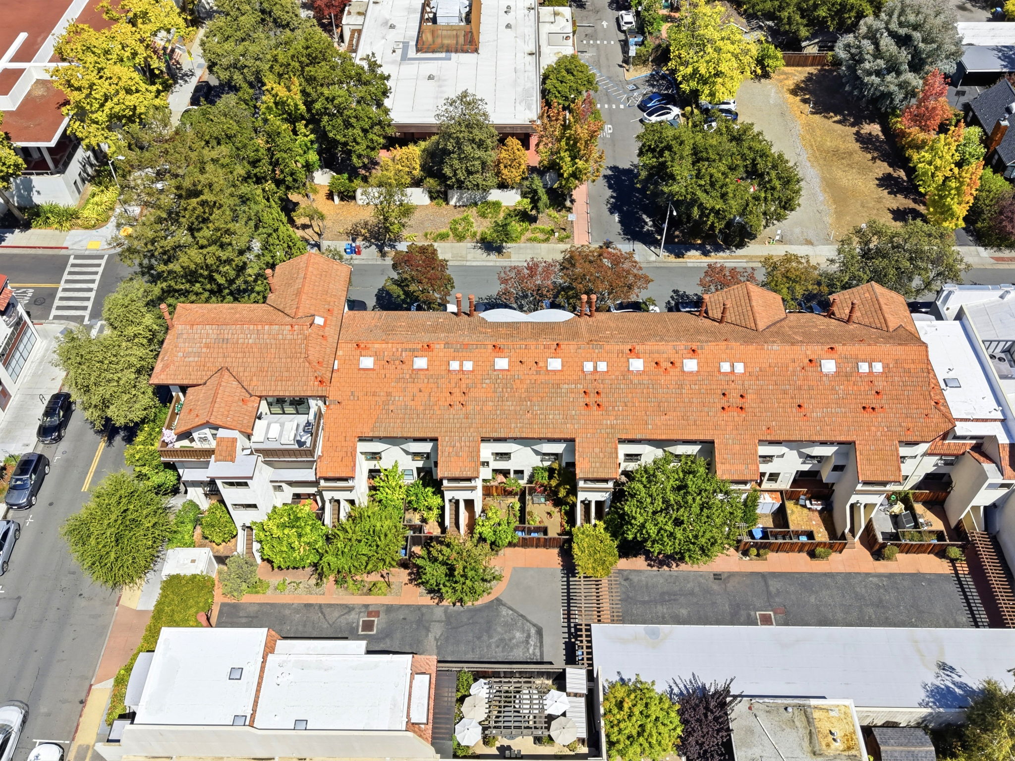 009_F8_AERIAL_722 Ramona St