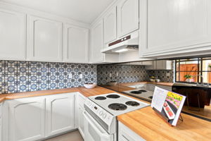 015_F8_722 Ramona St