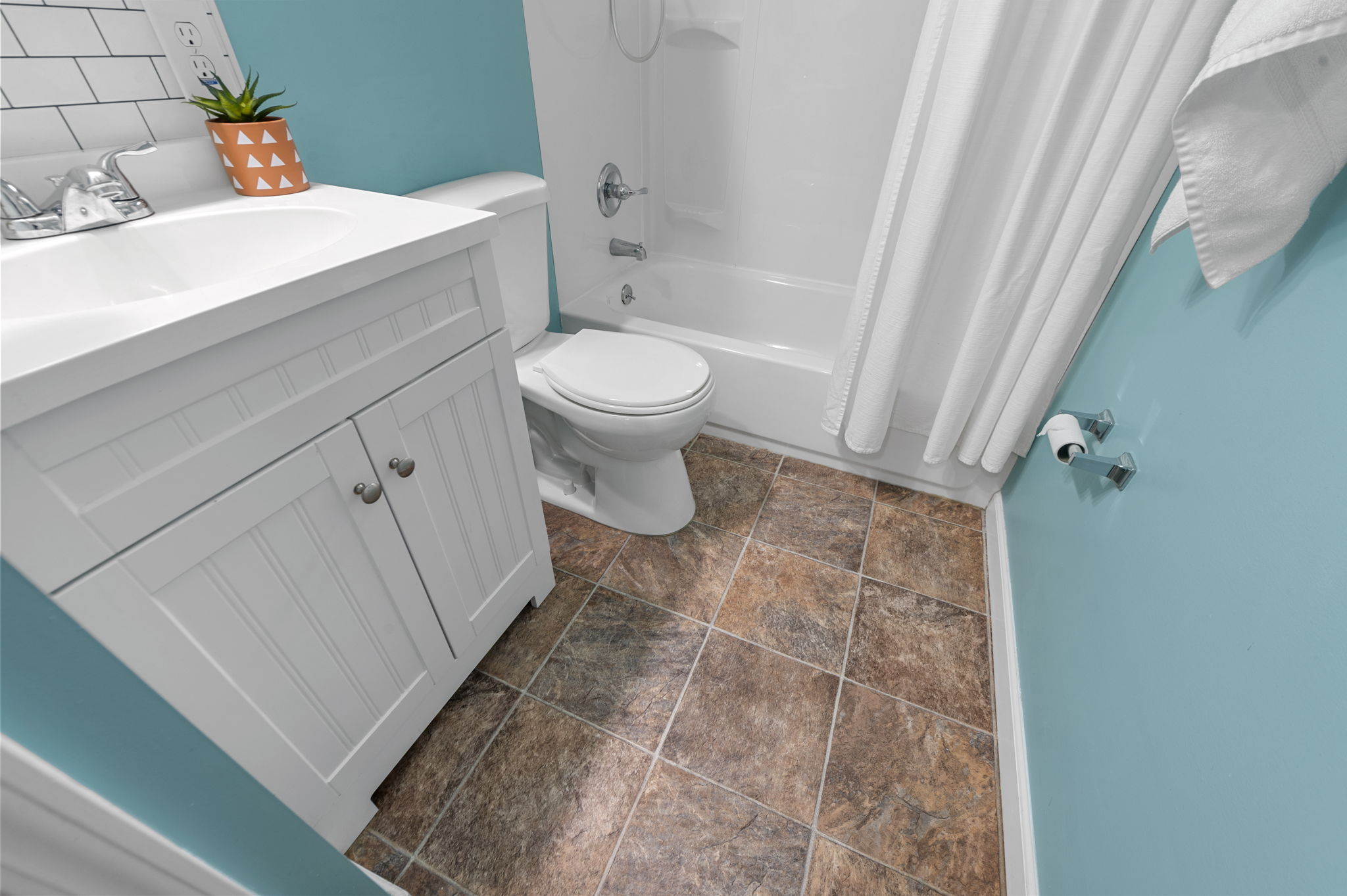  Photo 25