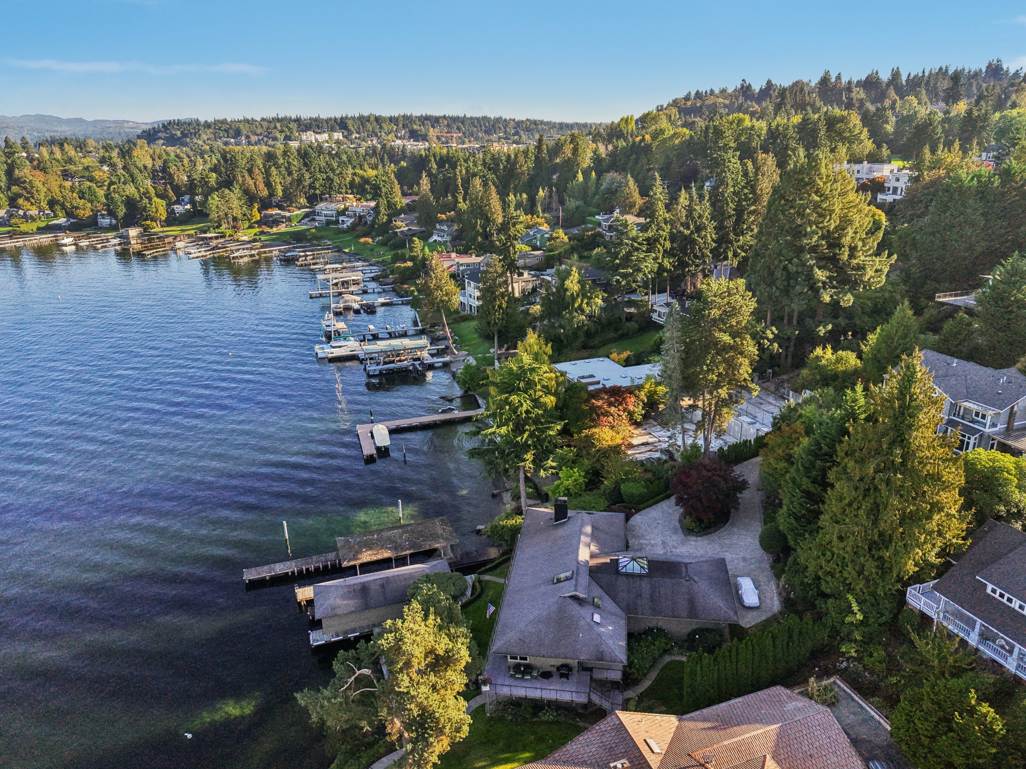 N Mercer Way-S0810-020.jpg