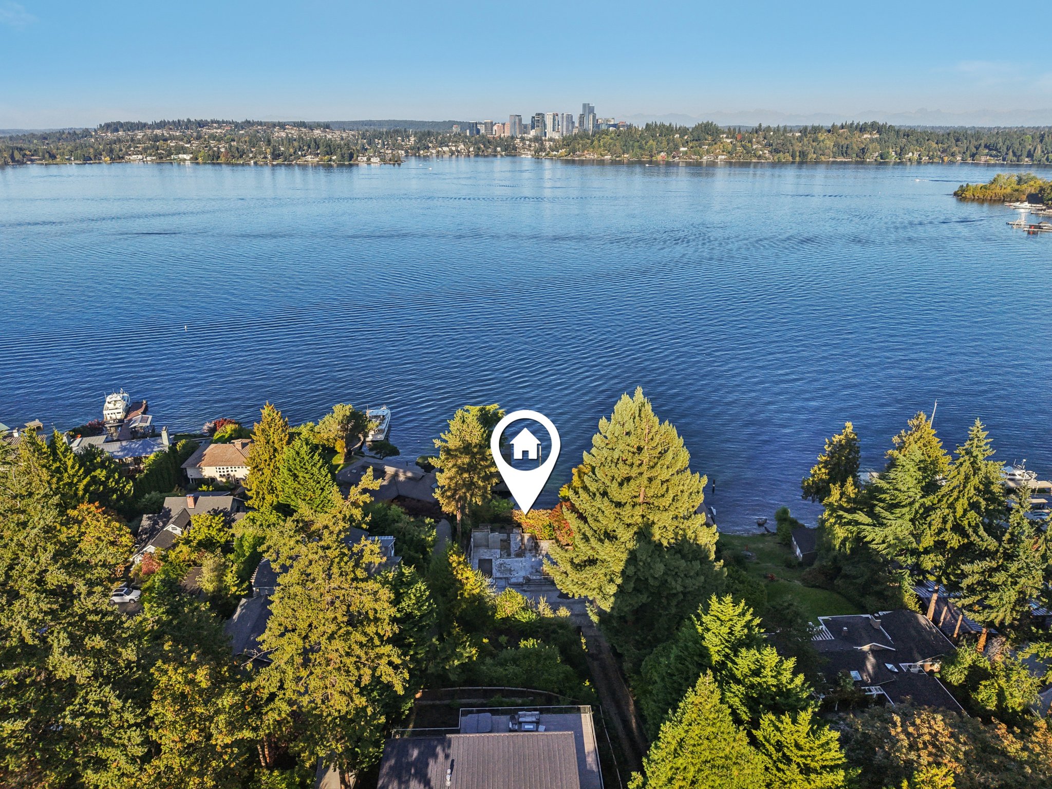 N Mercer Way-S0810-023.jpg