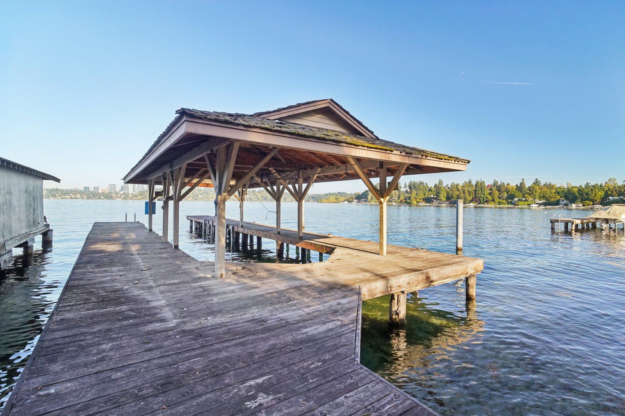 N Mercer Way-S0810-032.jpg