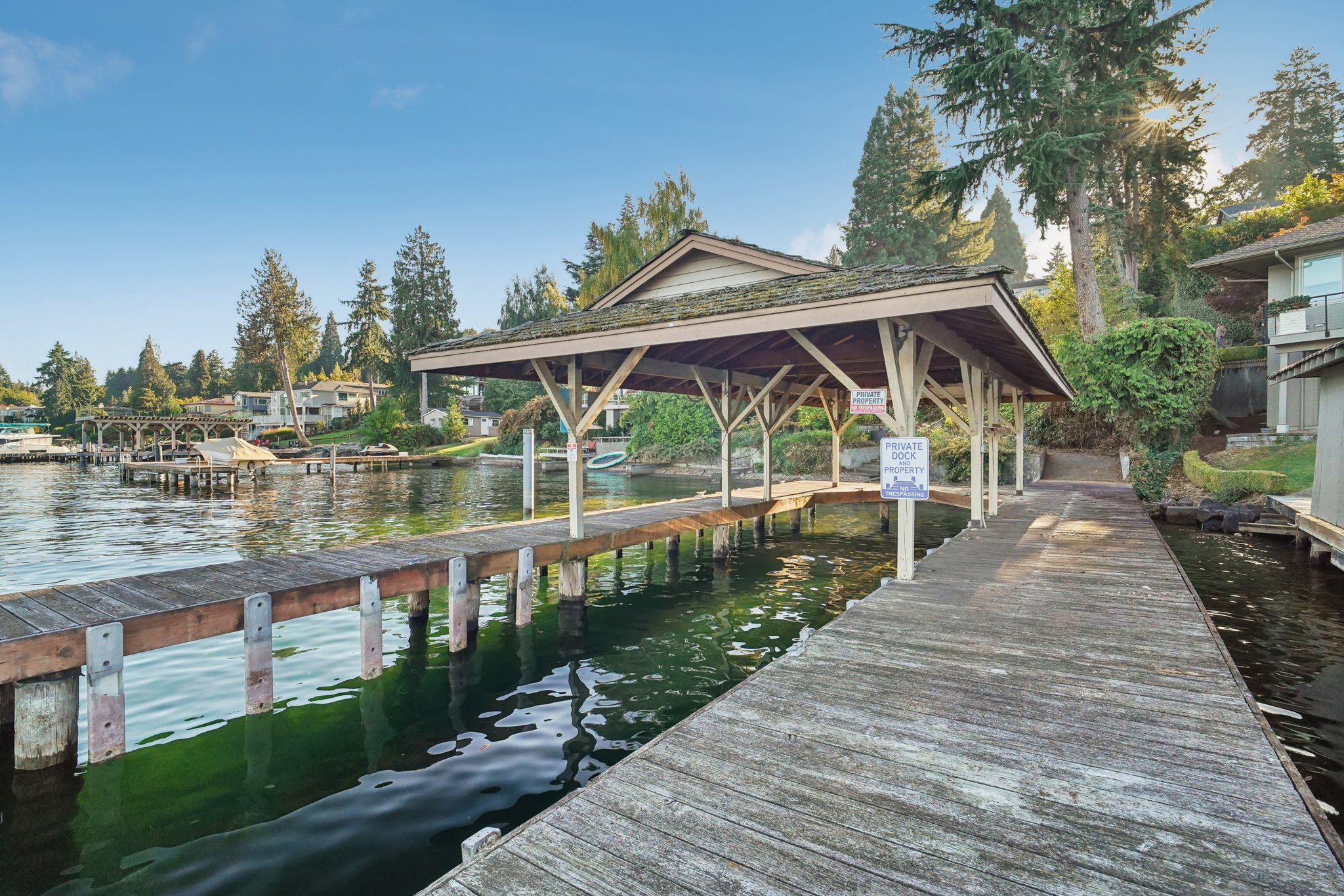 N Mercer Way-S0810-035.jpg