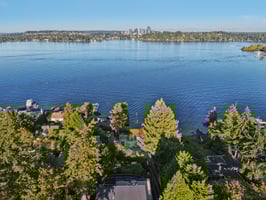 N Mercer Way-S0810-022.jpg