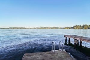 N Mercer Way-S0810-034.jpg