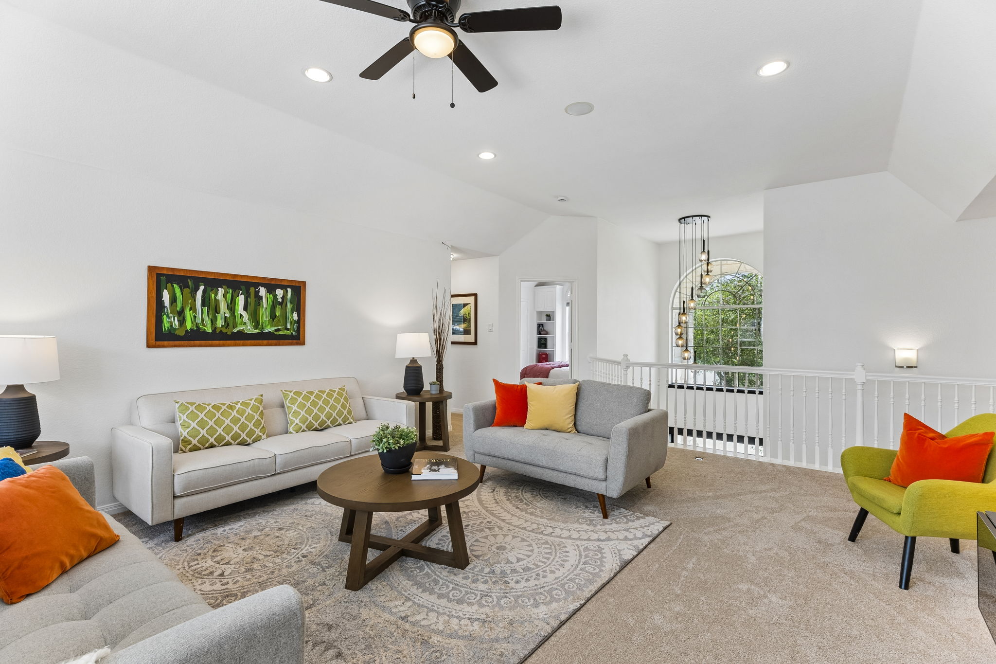 2nd Floor Sitting Area