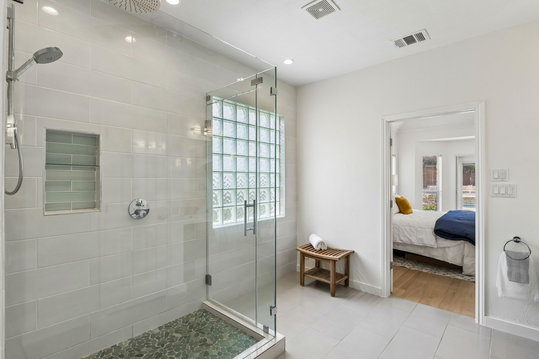 Frameless Glass Shower
