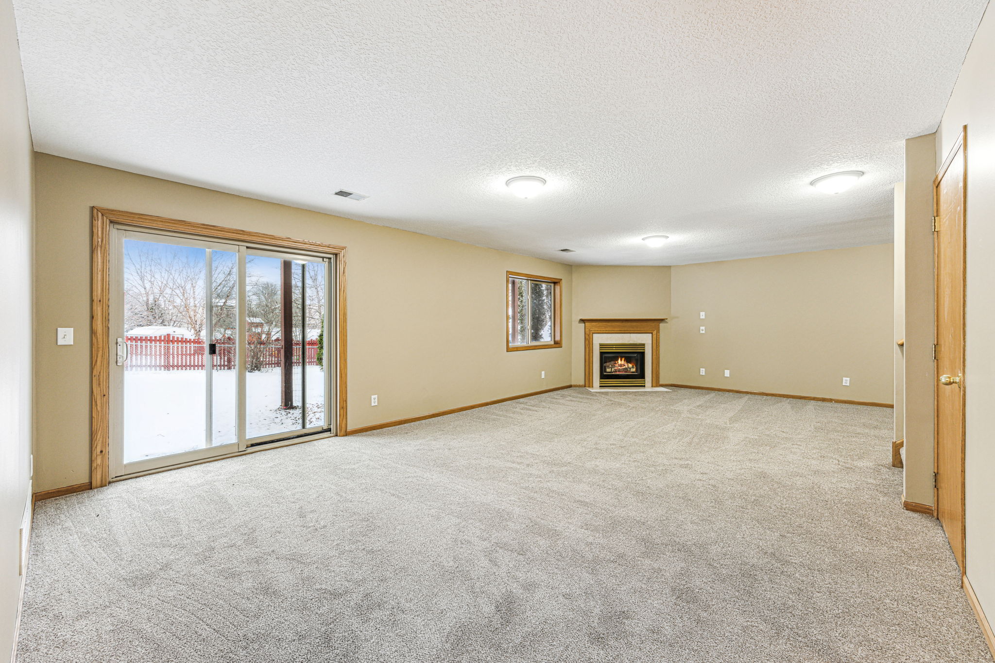 19_Interior