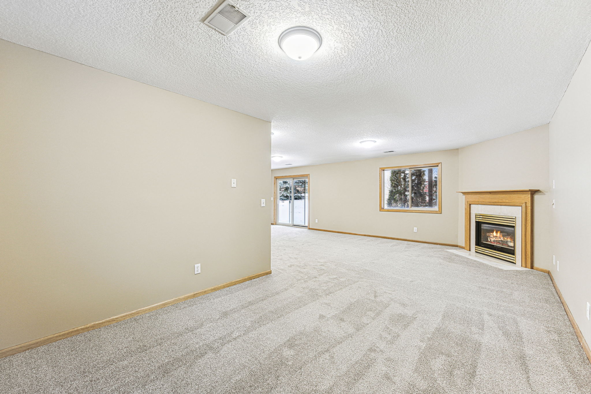 20_Interior