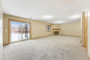 19_Interior