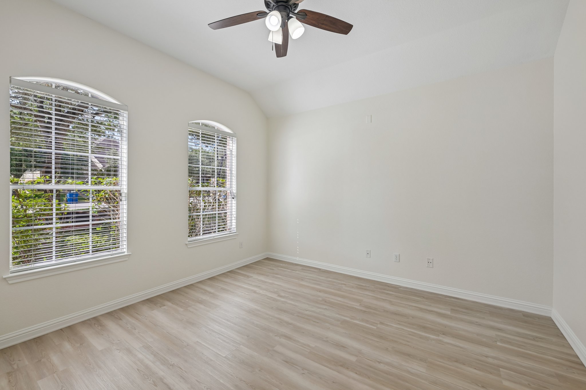 Tanaqua Ln-S0707-016.jpg