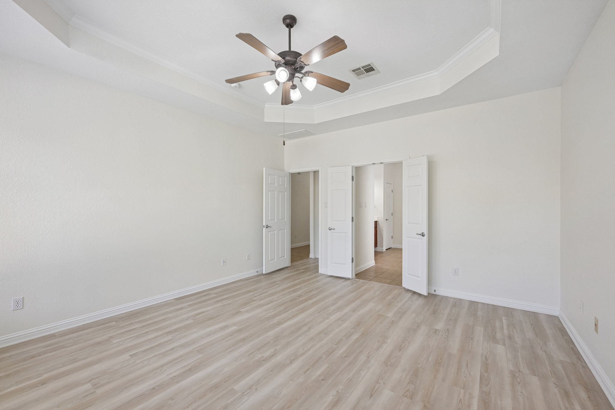 Tanaqua Ln-S0707-021.jpg