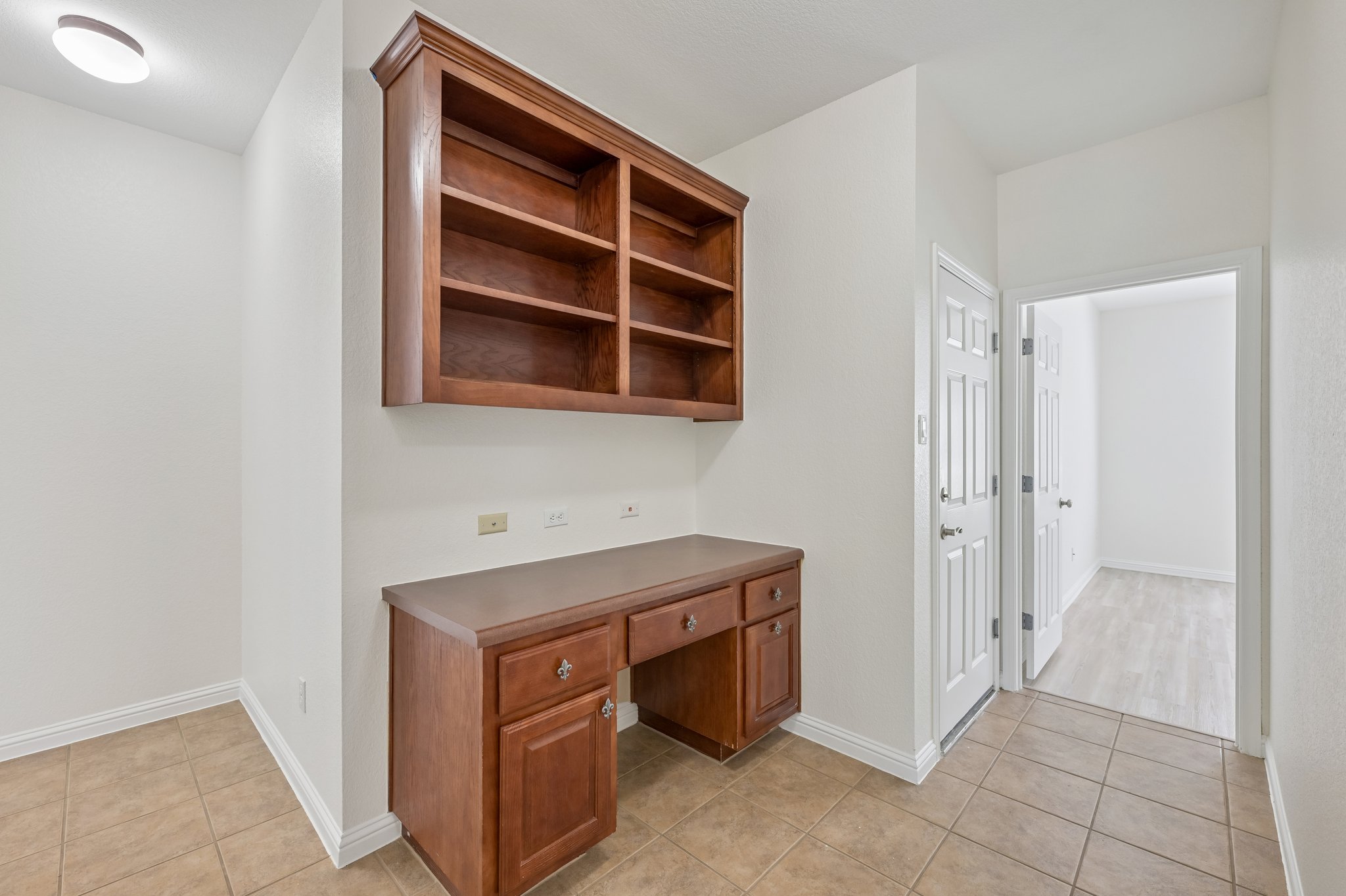 Tanaqua Ln-S0707-029.jpg