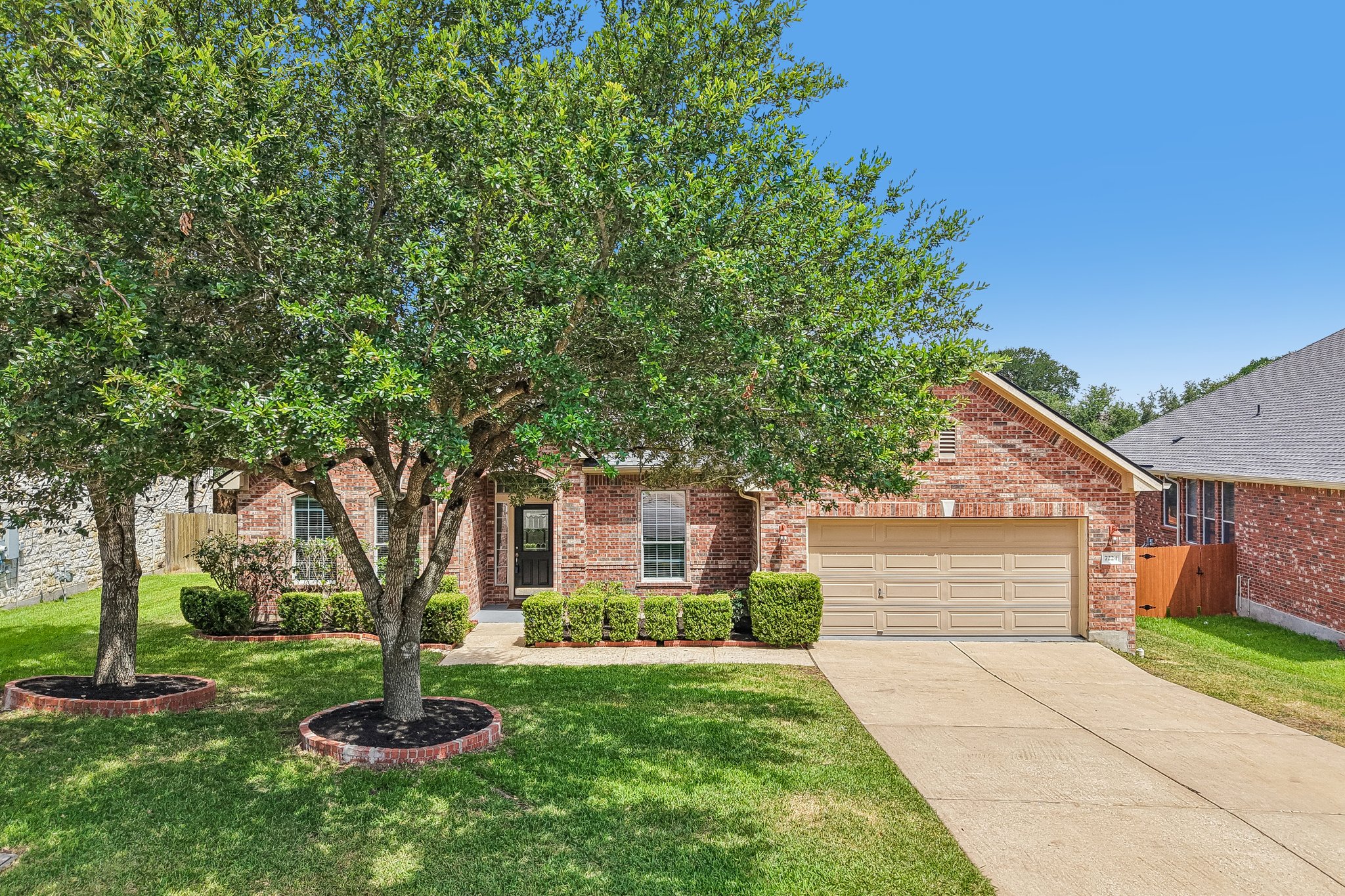 Tanaqua Ln-S0707-043.jpg