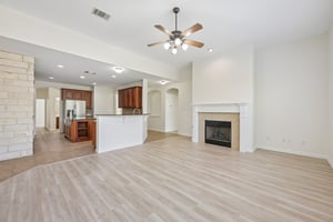 Tanaqua Ln-S0707-009.jpg