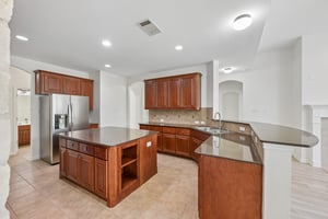 Tanaqua Ln-S0707-014.jpg